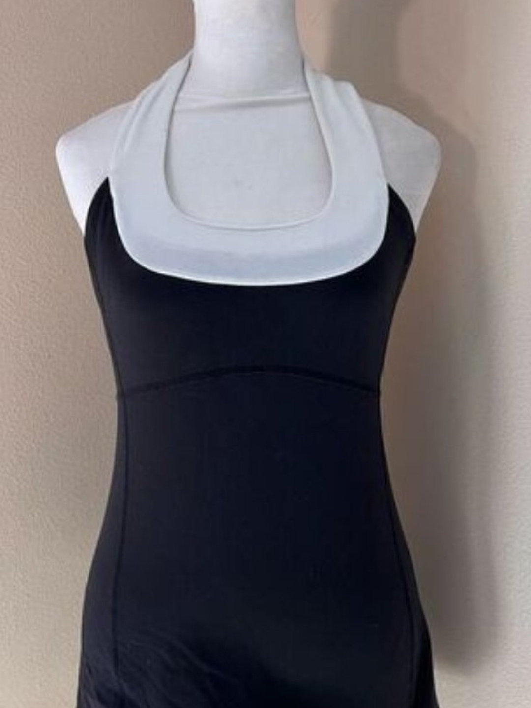 Lululemon Athletica Black Tank Top With White Halter Neck New